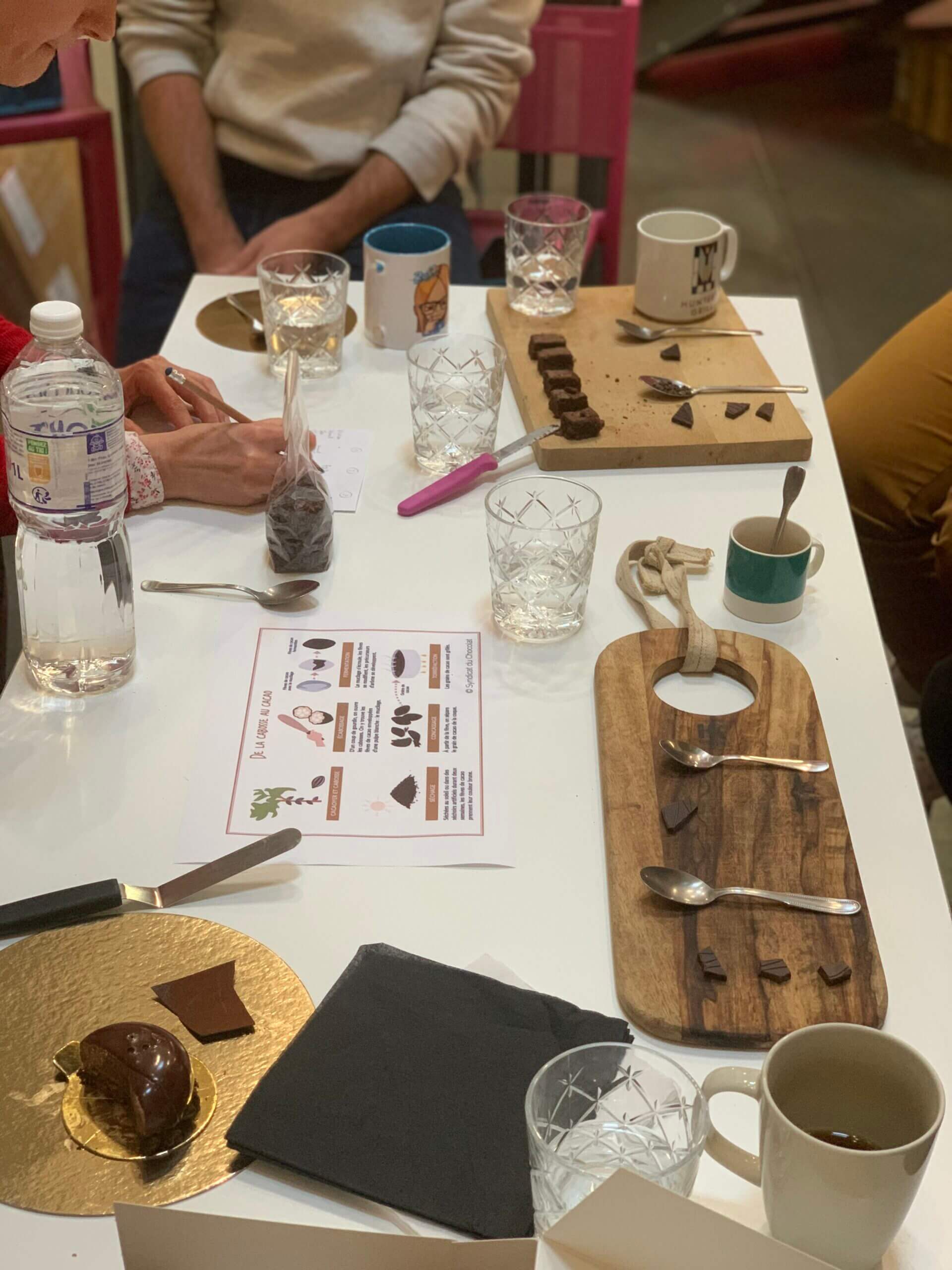 Dégustation de chocolat à l'espace de co-working de Bordeaux l'Alvéole